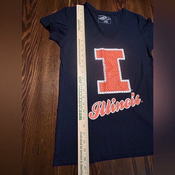 Campus heritage collection fighting Illini U of I women Vneck tee bling womens M - Picture 6 of 6